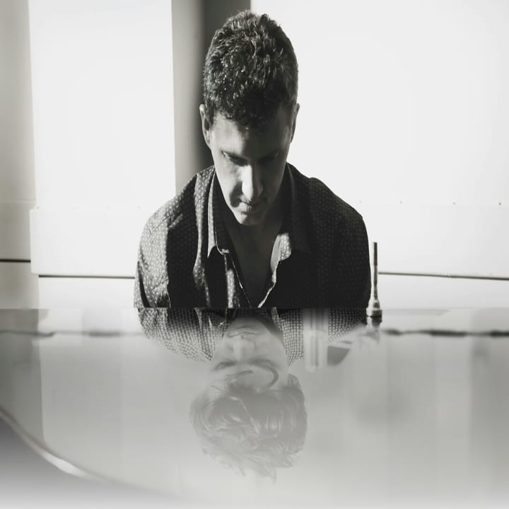 Robin Phillips Sings & Plays: Chet Baker
