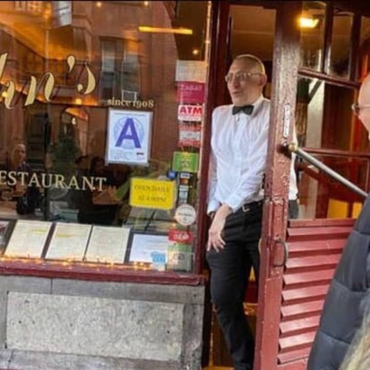 ﻿Paseo guiado original de la policía de Nueva York sobre gángsters, delincuencia y comida en Little Italy