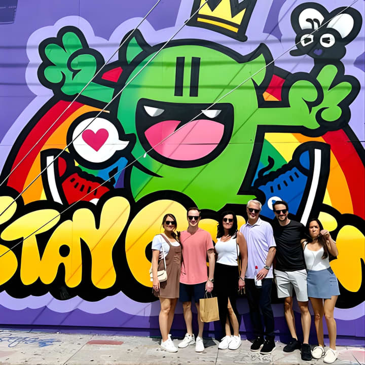 Wynwood Loop Art Walk, Food and Photo Tour (3 hrs)