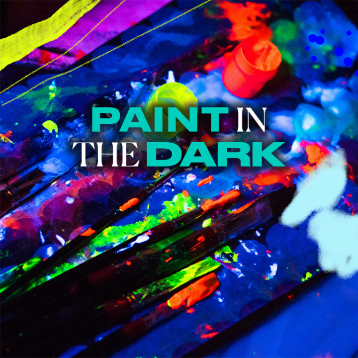 Paint in the Dark no Teatro da Rotina: Workshop de Pintura e Drinks no Escuro