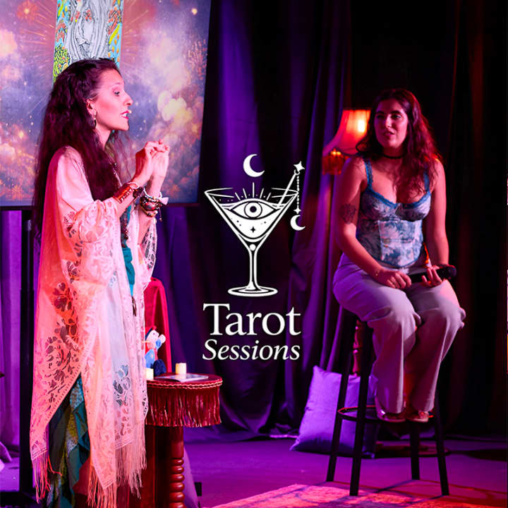 Tarot Sessions: Una Noche de Tarot Interactivo con Cócteles