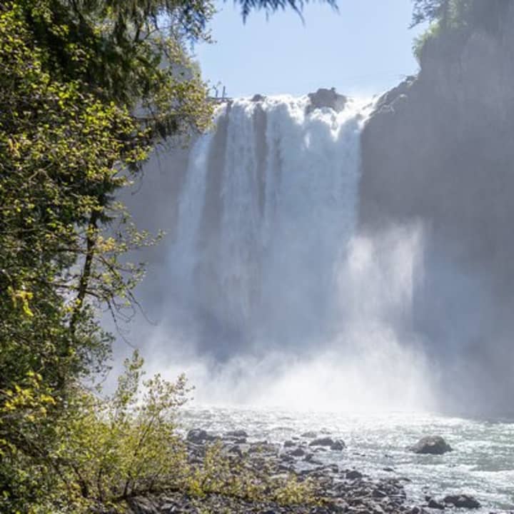 ﻿Visita las cataratas Snoqualmie y camina hasta las cataratas Twin