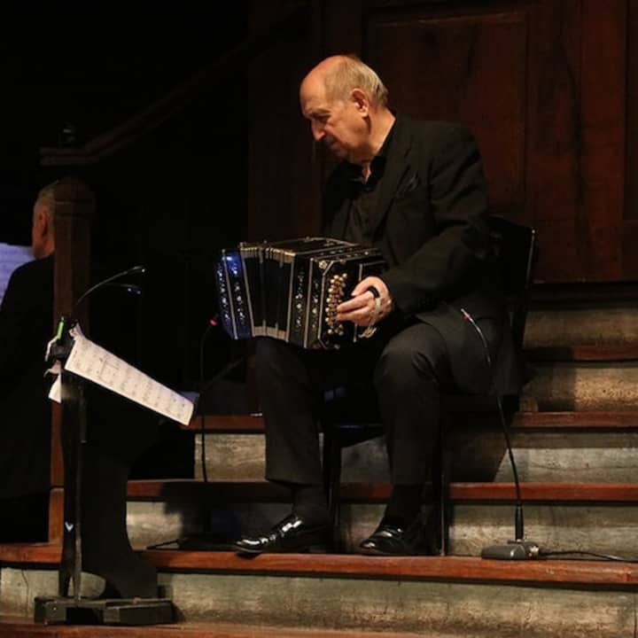 Espectáculo de tango El Aljibe - Valentine's Day experience in Aljibe Tango, Balcarce 425