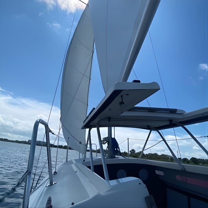 Private 2-Hour Day Sailing Experience