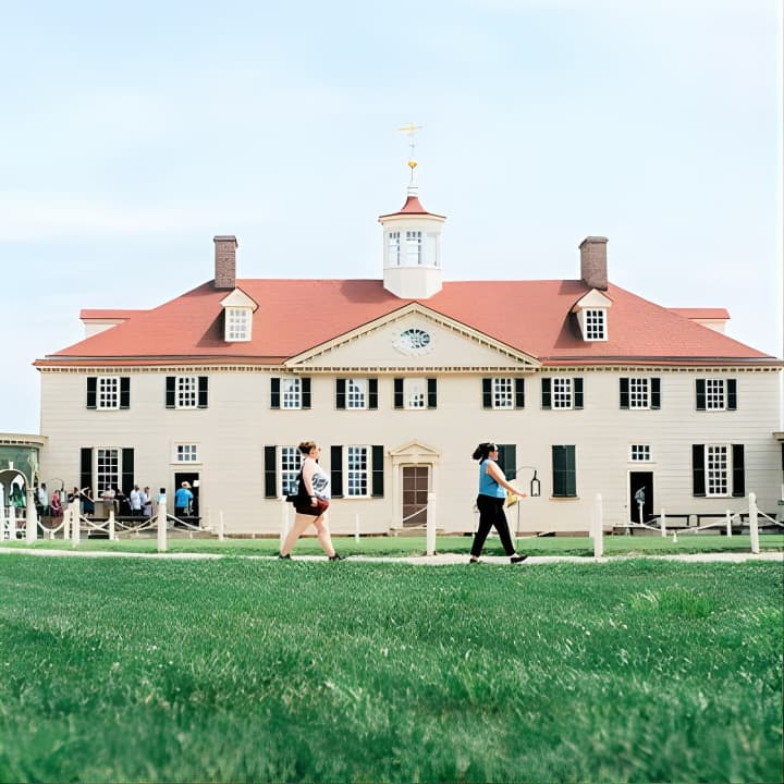 Full-Day Tour of Washington DC with Mount Vernon & Old Alexandria