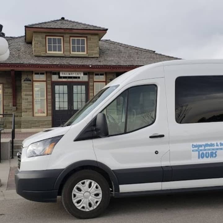 Calgary History Bus Tour with Heritage Park Admission