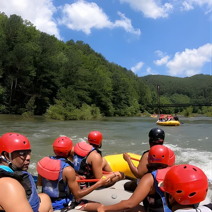 Full Ocoee River Rafting Adventure with a Riverside Lunch