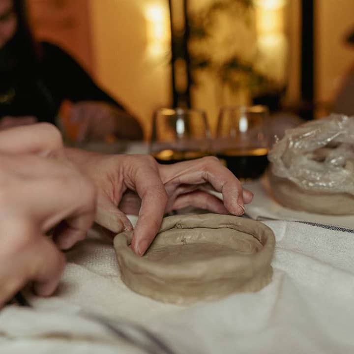 ﻿Ceramics with wine workshop at Frizzant