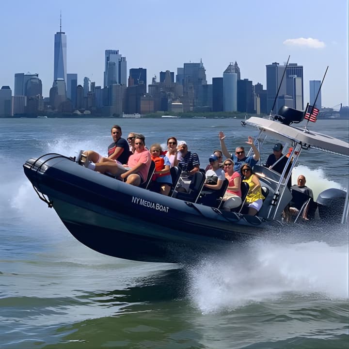 Paseo en barco por Manhattan Adventure