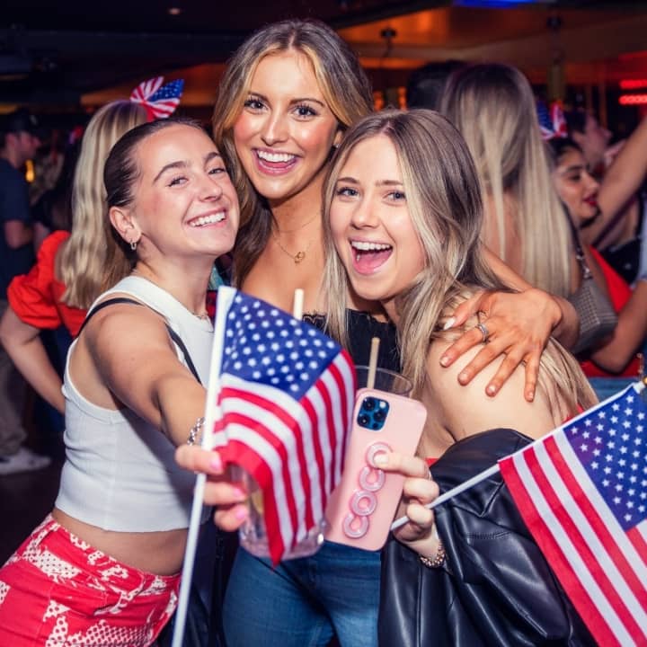 July 4 Pub Crawl + End Party