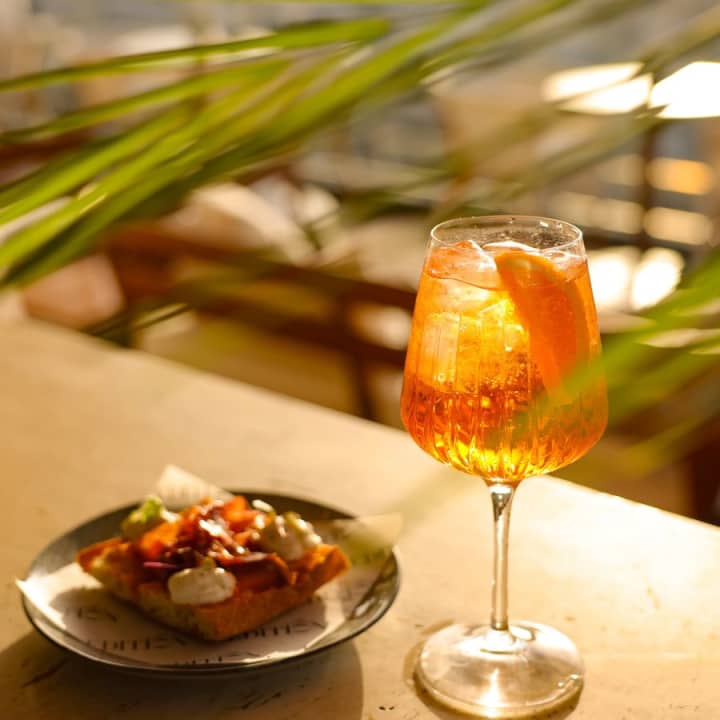 Aperitivo Tuesdays en The ROOF