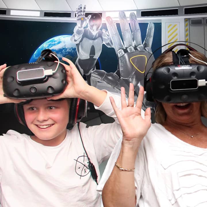 Virtual Reality Escape Room With Special Effects at Entermission