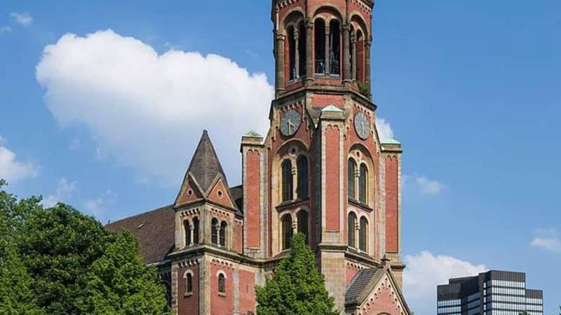 Crosses Church