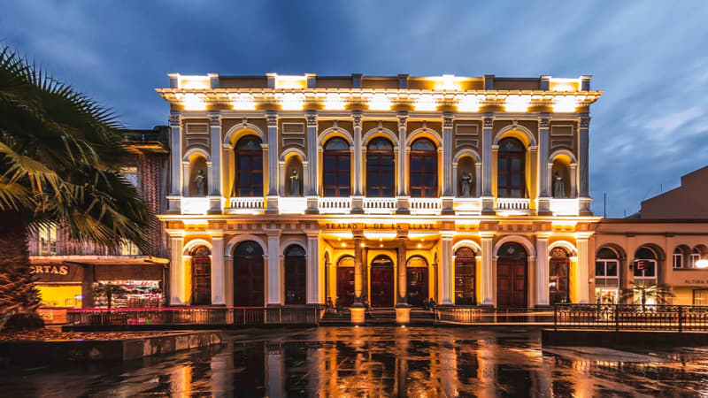 Teatro Ignacio De La Llave