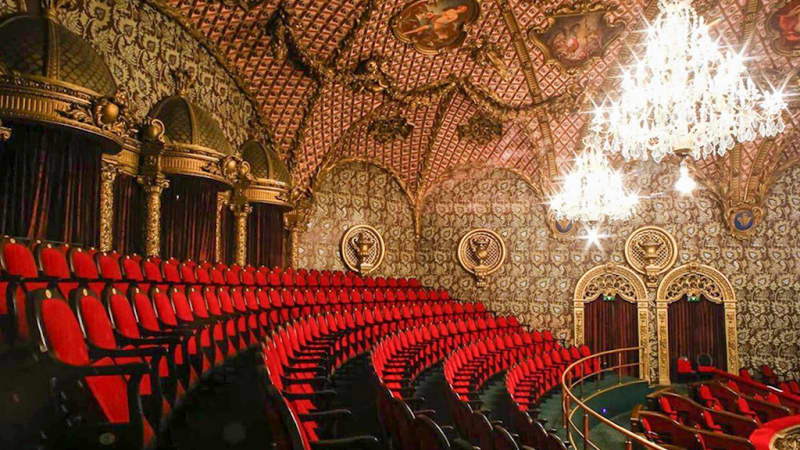 Südalinna Teater