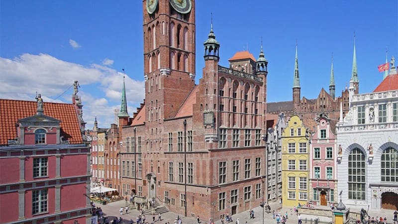 Artus Court