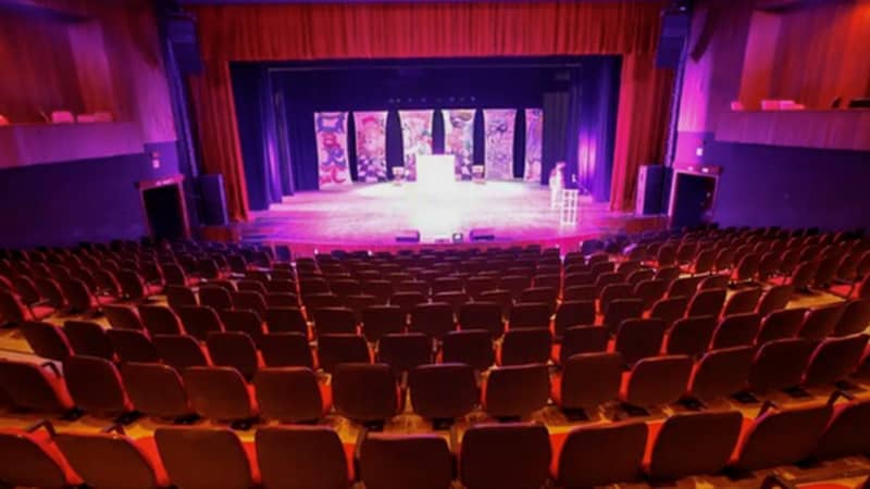 Theater Margarida Schivasappa