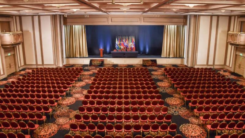 Radisson Montevideo Victoria Plaza Hotel