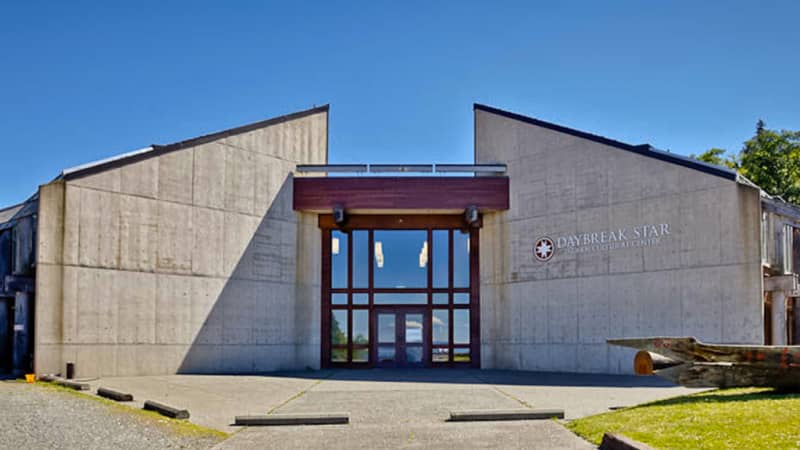 Daybreak Star Indian Cultural Center