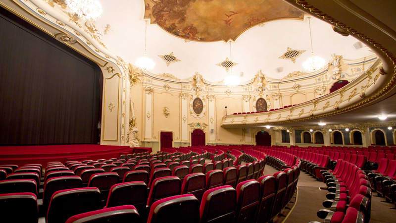 Splendid Palace