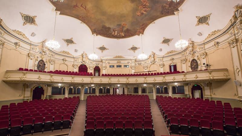 Splendid Palace