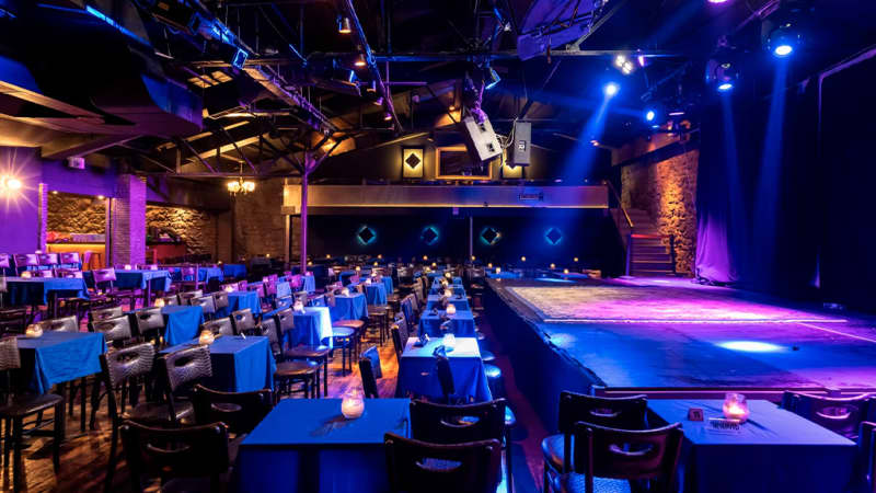 Arch Club Live Stage