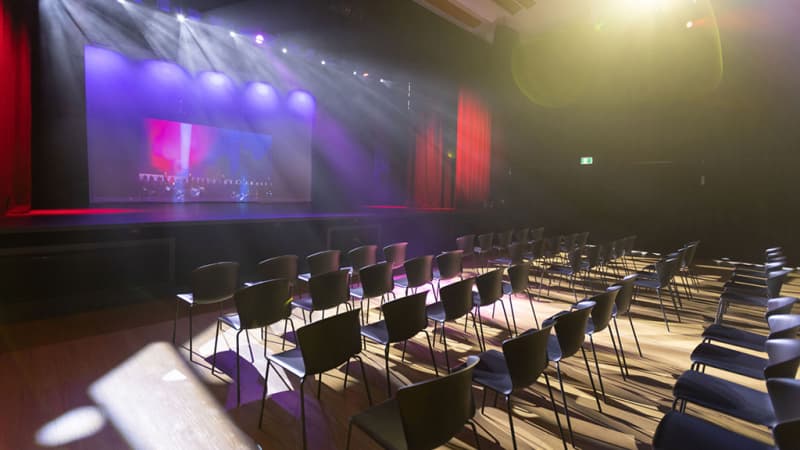 Broadbeach Cultural Centre (within Broadbeach Cultural Precinct)