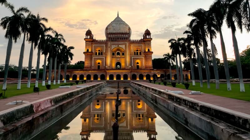 Safdarjung Tomb