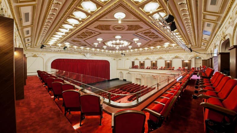 Grand Pera Emek Sahnesi