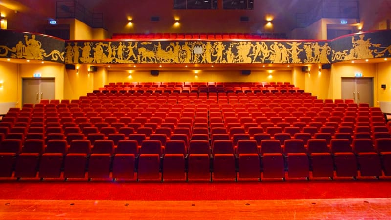 Hotel Theater Figi