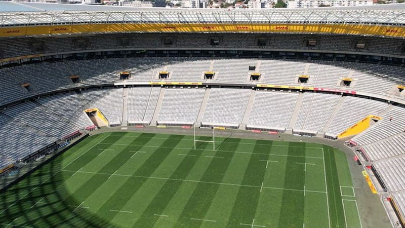 DHL Stadium