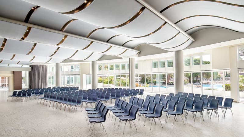 Le Méridien Beach Plaza