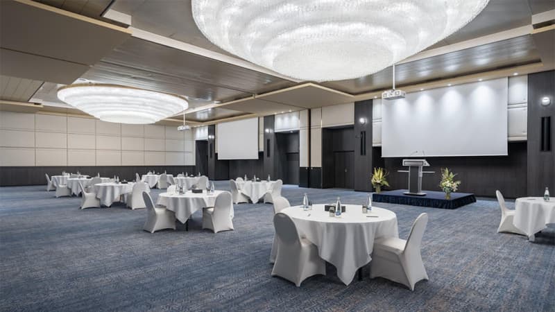 Crowne Plaza Geneva, an IHG Hotel