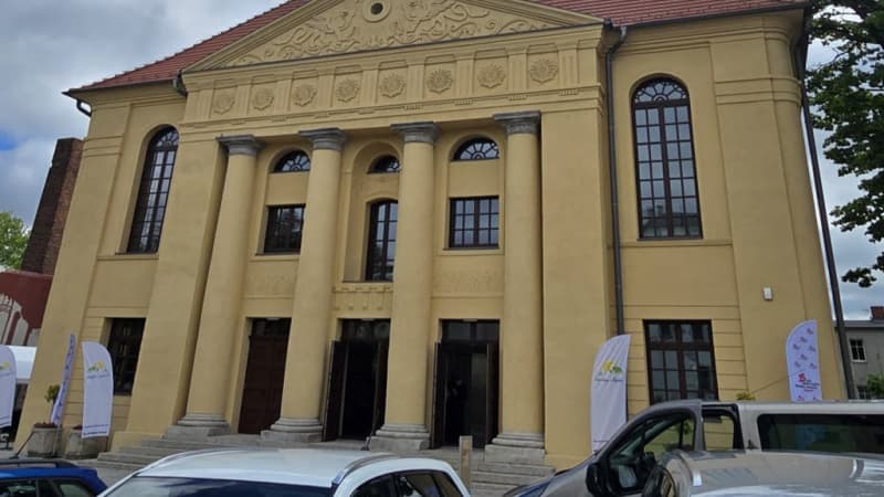 Synagoga Pod Białym Bocianem