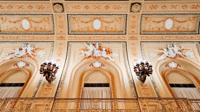 The Congress Plaza Hotel & Convention Center