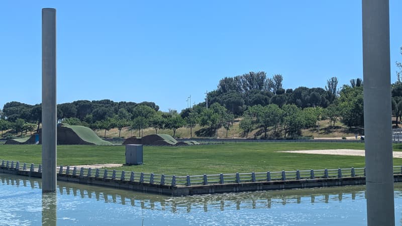 Skulpturenpark im Park Juan Carlos I