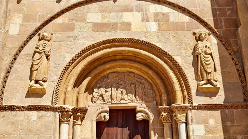 Sala del Pendón de Baeza (Museo de San Isidoro de León)