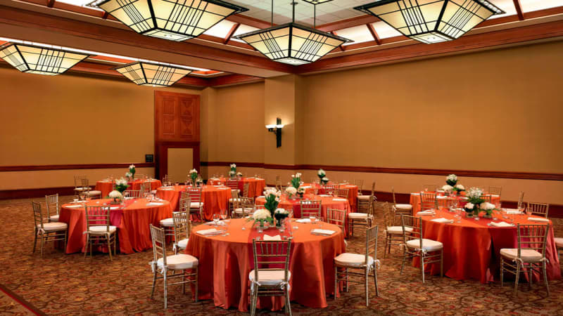 Sheraton Grand Sacramento Hotel