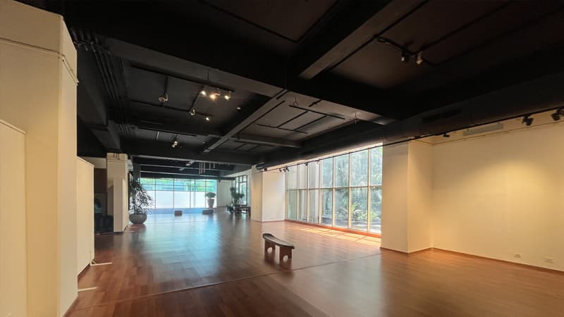 The Stainless Gallery