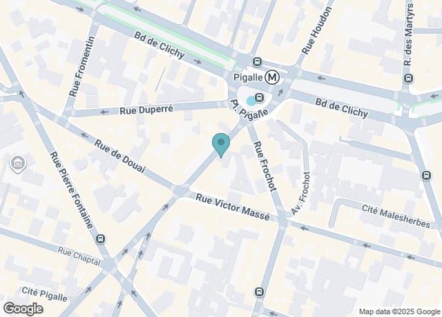 62 Rue Jean-Baptiste Pigalle