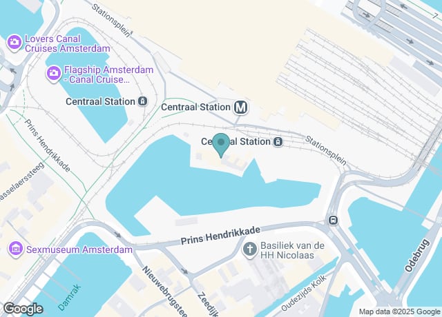 Map showing location of I amsterdam Visitor Center