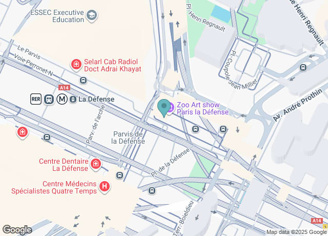Map showing location of 4 Pl. de la Défense