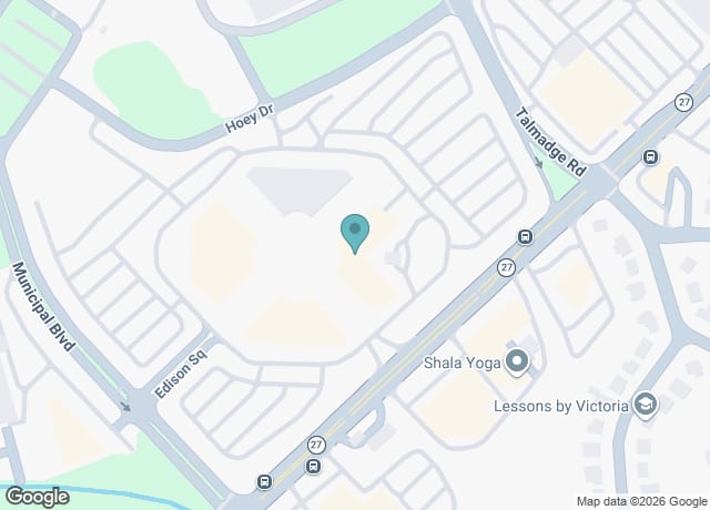 Crowne Plaza Edison by IHG