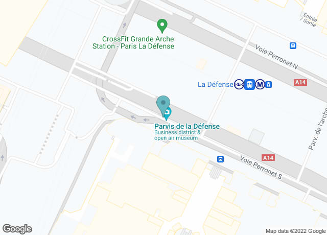 LE PARVIS DE LA DÉFENSE