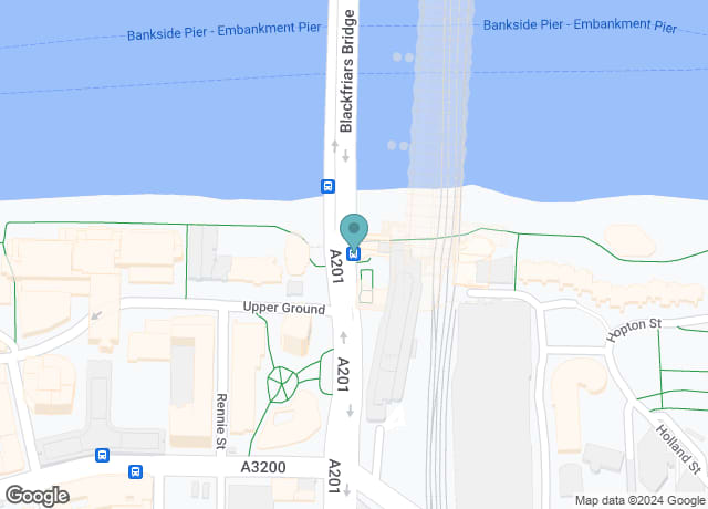 Blackfriars Station / South Entrance (Stop D)