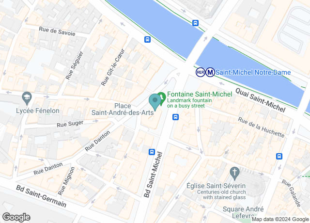 9 Pl. Saint-Michel