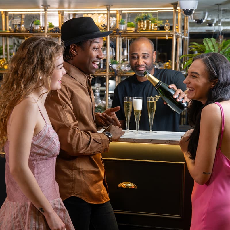 Madame Tussauds: Champagne Experience 3