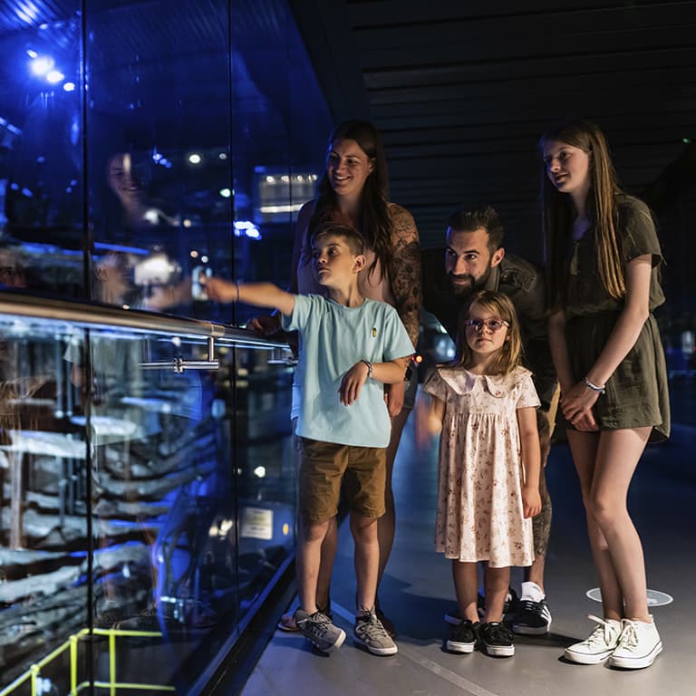 Portsmouth Historic Dockyard - Mary Rose Museum Portsmouth Historic Dockyard - Mary Rose Museum 3