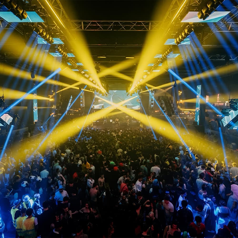 FIESTÓN CANARIO en Fabrik 4