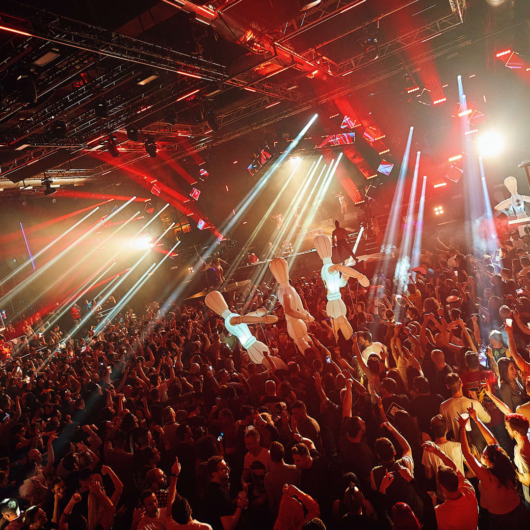 LA RESISTENCIA by Raúl Ortiz en Fabrik LA RESISTENCIA by Raúl Ortiz en Fabrik 2